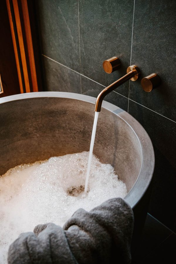 relax unwind hot bath
